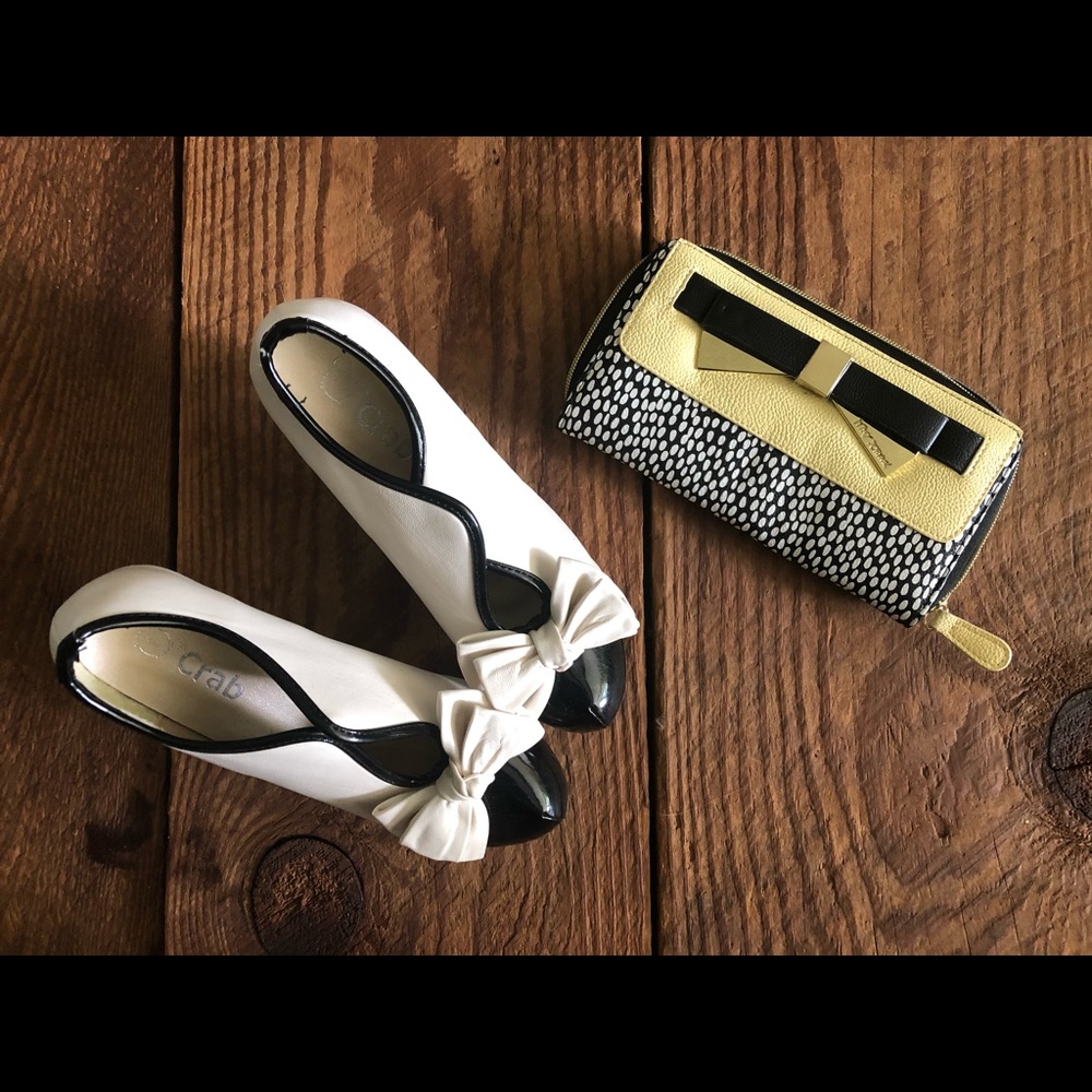 Black and white Bow Heels